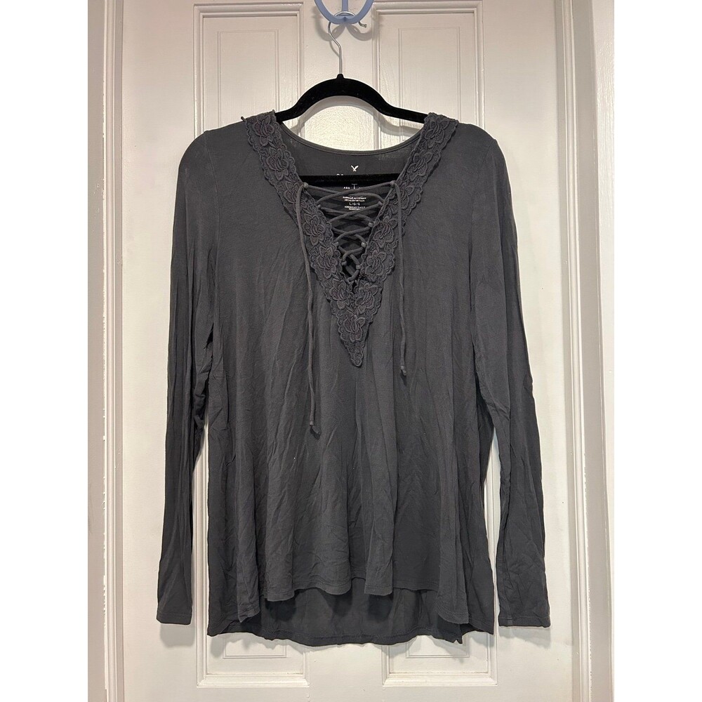 American Eagle Soft and Sexy Tie Front Top